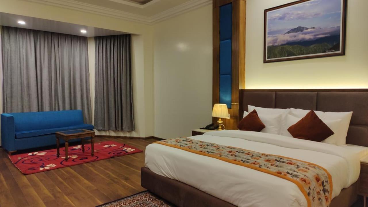 Hotel Woodpark Šimla Exteriér fotografie