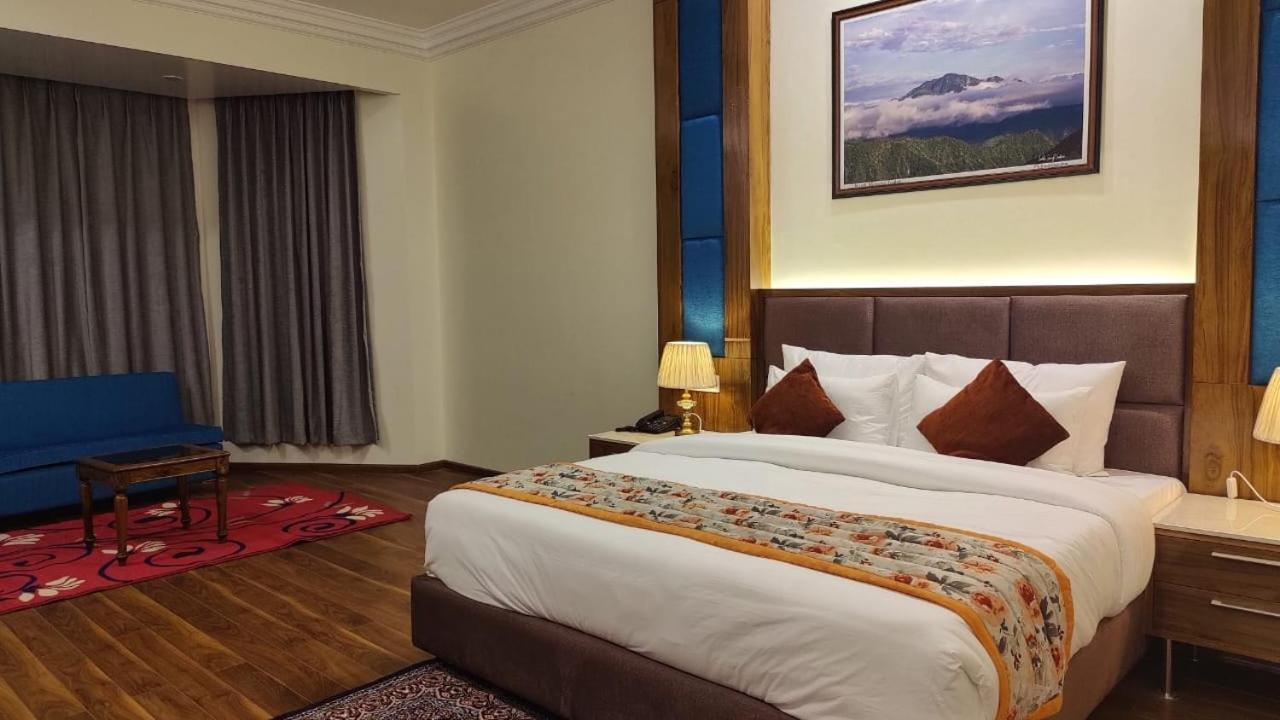 Hotel Woodpark Šimla Exteriér fotografie
