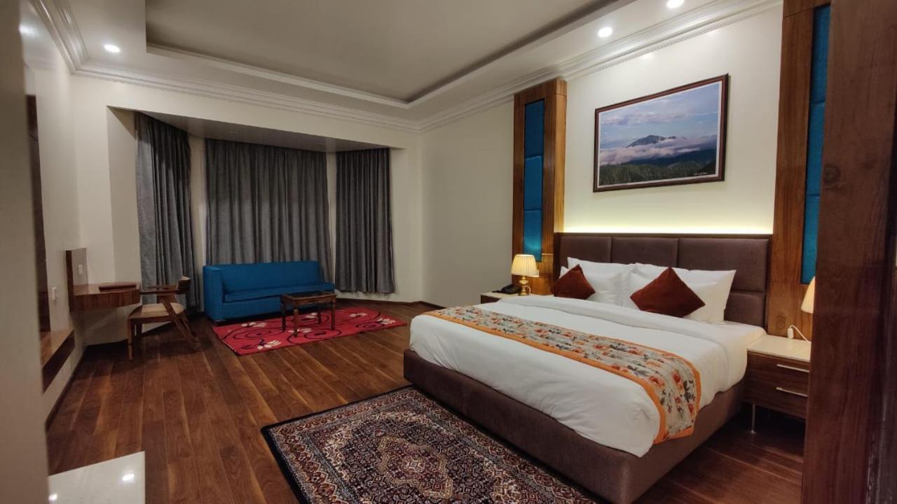 Hotel Woodpark Šimla Exteriér fotografie
