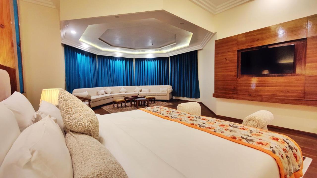 Hotel Woodpark Šimla Exteriér fotografie